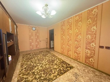 Продам 2х комн квартиру на 8 мкр 1 кольцо