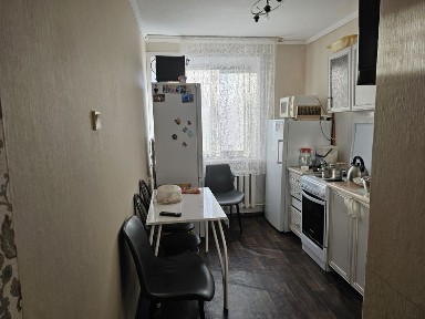 Продам 3х комнатную квартиру Желтоксан 35