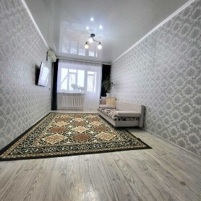 Продам трехкомнатную квартиру рн Пединститут