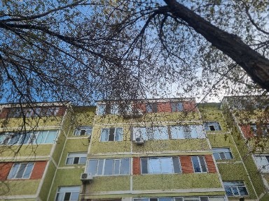 2 бөлмелі пәтер мкр Ақмешіт 12 үй 10 млн.