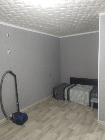 Сдам квартиру на длительный срок 120 тыс вместе с ком. услугами