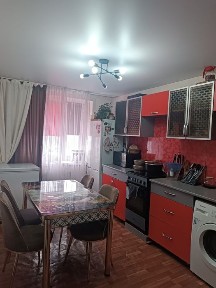 Продам трёхкомнатную квартиру