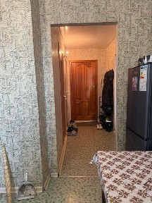 Продается однокомнатная квартира. 20 микрорайон.