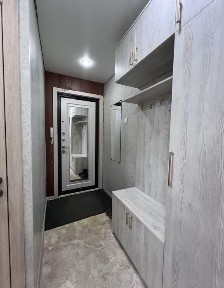 2 комнатная квартира р-н магазина Бегемот