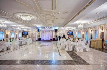 Ресторан с банкетным залом