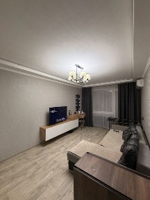 Продается 2 ком квартира район Автопарк