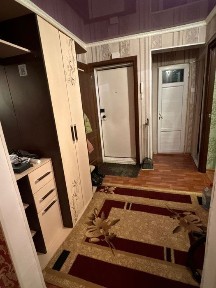 Сдам 4 комнатную квартиру в центре