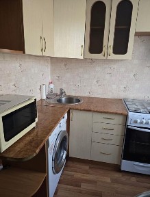 Продам 1к р-н Каравана 2/3