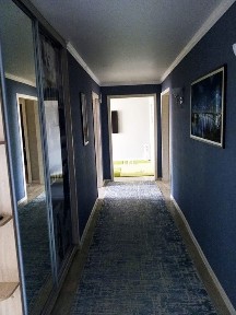 продам 4 -х комнатную квартиру