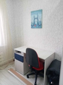 В продаже уютный, теплый дом в центре пригорода