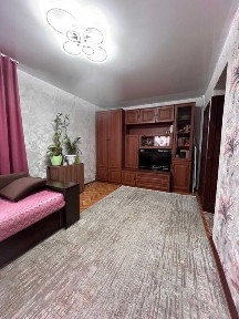 Продам 2х комнатную квартиру с балконом ул. Бурова