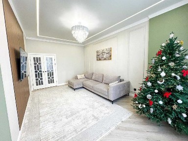 Район Хан Шатыра! 2 комн 66 м. кв. ГР Дина