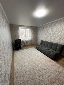 Продам 1 комнатную квартиру. 20мкр.