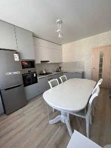 Продается 2-комнатная квартира Жана Кала 4 этаж