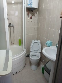 Продам 2 комнатный квартиру