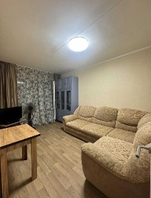 Район парка Шахтер. Сдается 1ком. кв.