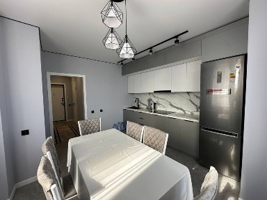 Продам 2 комн. квартиру