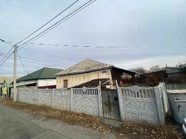 Дом, улица Калиева, Танат Империя