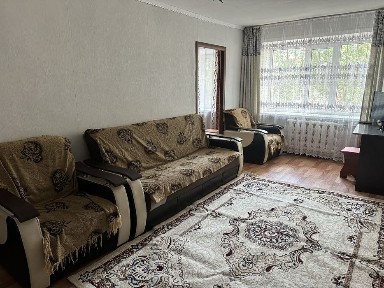 Сдается 2х комн квартира