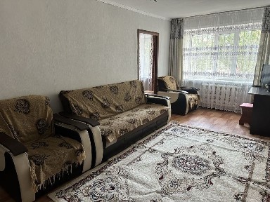 Сдается 2х комн квартира