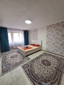 Чистая 1 ком в центре и во 2 мкр