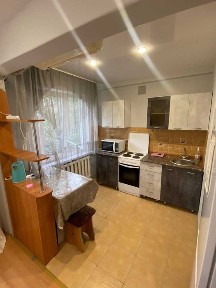 Сдам 1,5 ку на Назарбаева 27/2, 45 гастроном