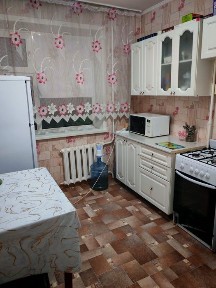 Сдам трех комнатную квартиру на длительный срок район автогородок