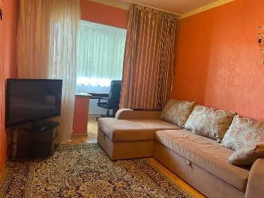 Продам квартиру 5 мкр. -10 дом (4 этаж)