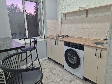 Сдаётся 1комнатная квартира в центре.