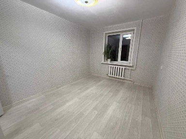 Продам 2 комнатную квартиру в центре