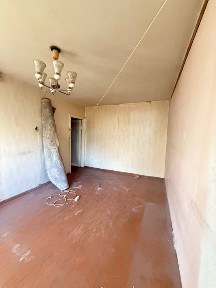 Продаю 2-х комн на 4-ом микр