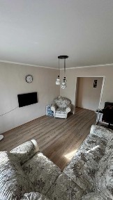 Продаётся 3 ком. уютная бывший садик Быковского