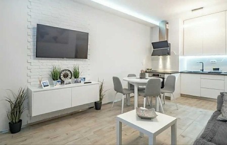 Квартира посуточно, двухкомнатная, левый берег, ЭКСПО