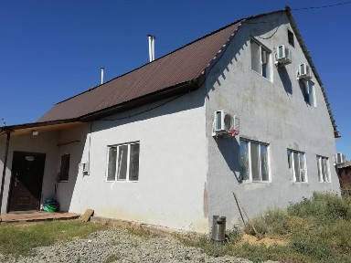 Продам мансардный дом только наличка!