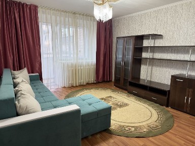 Сдам квартиру в центре посуточно