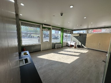 Сдам павильон на остановке рынок