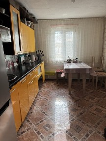 Продам частный дом в старом городе, остановка Милана.