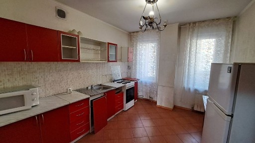 Продается 2 комн квартира