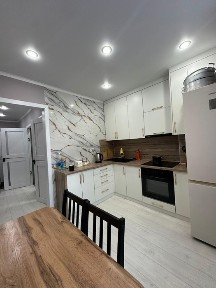 Продам 2 комнатную квартиру в Бензострое