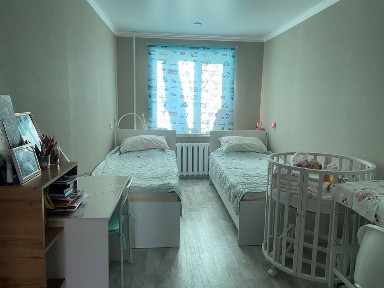 Продам 2 х комнатную квартиру, полностью меблирована !