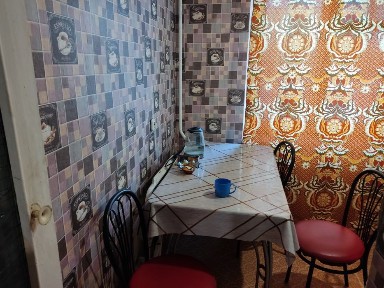 Квартира 2х на первом этаже, не угловая