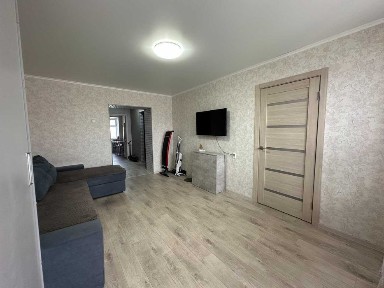 Продам 3 ком квартиру в ЦЕНТРЕ