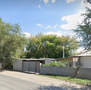 Часть дома, в центре (район вокзала)