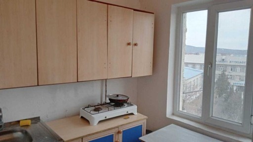 Продам 1 комн квартира на 5 этом этаже ТОРГ