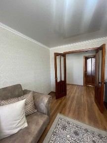 3-ком. квартиру в ЦЕНТРА - ПАРК, музей департамента полиции, мебель