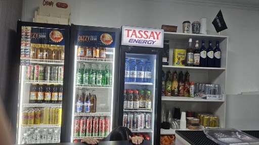 Сдаётся мини кофейня внутри автосалона