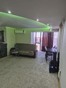 Сдам посуточно в центре города/напротив Цума/, есть все необходимое для