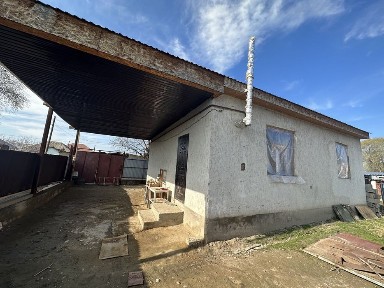 Сдается в аренду 3-х комнатный дом на долгий срок в районе Тайвань