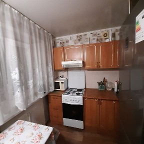 3 комнатная квартира район 3 Гор. больницы