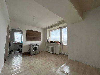 Продам 2х, в центре города по проспекту Металлургов